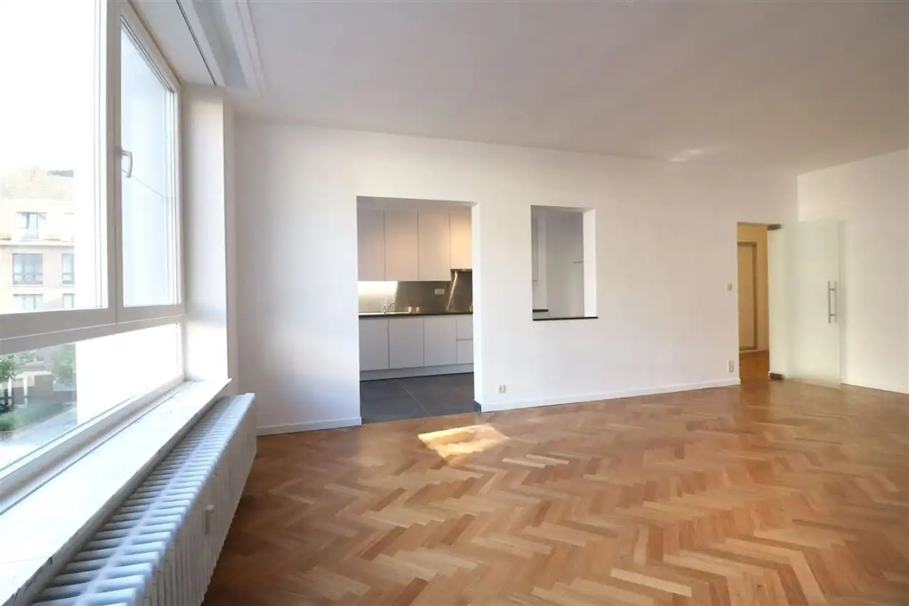 Stijlvol en instapklaar wonen met zicht op warandepark foto 12