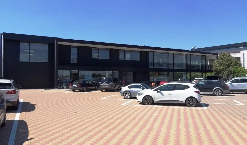 Kantoor te huur Steenweg Deinze 150 -/A2 - 9810 Nazareth