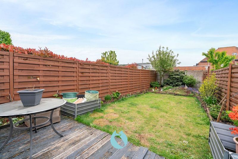 Drie te renoveren woningen in het hart van Ertvelde - unieke investeringskans! foto 5