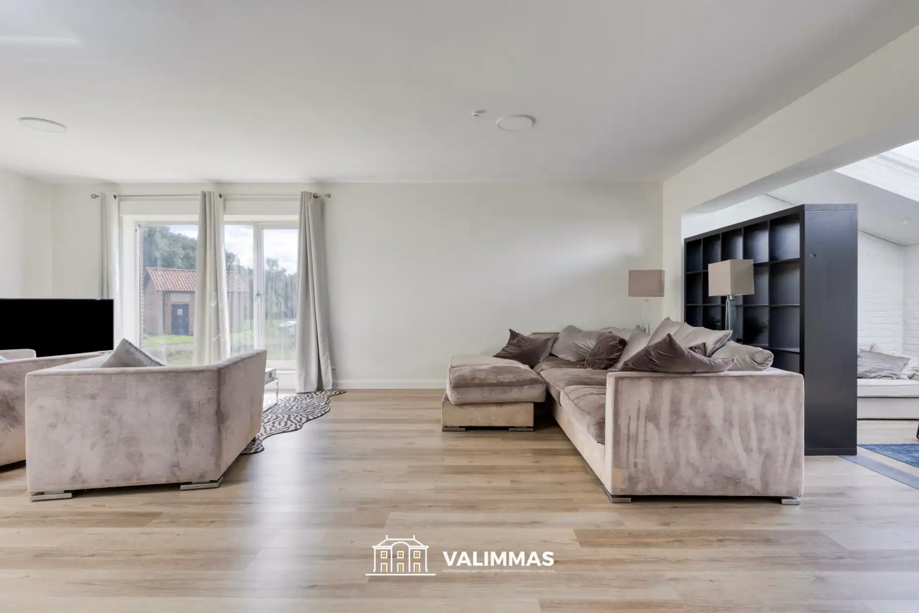 Villa-bungalow op 13 are, met mooie tuin & dubbele garage... foto 7