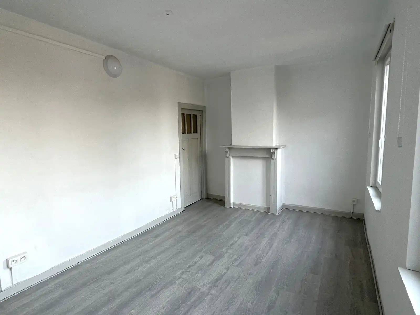 Verzorgde rijwoning met diepe tuin foto 13