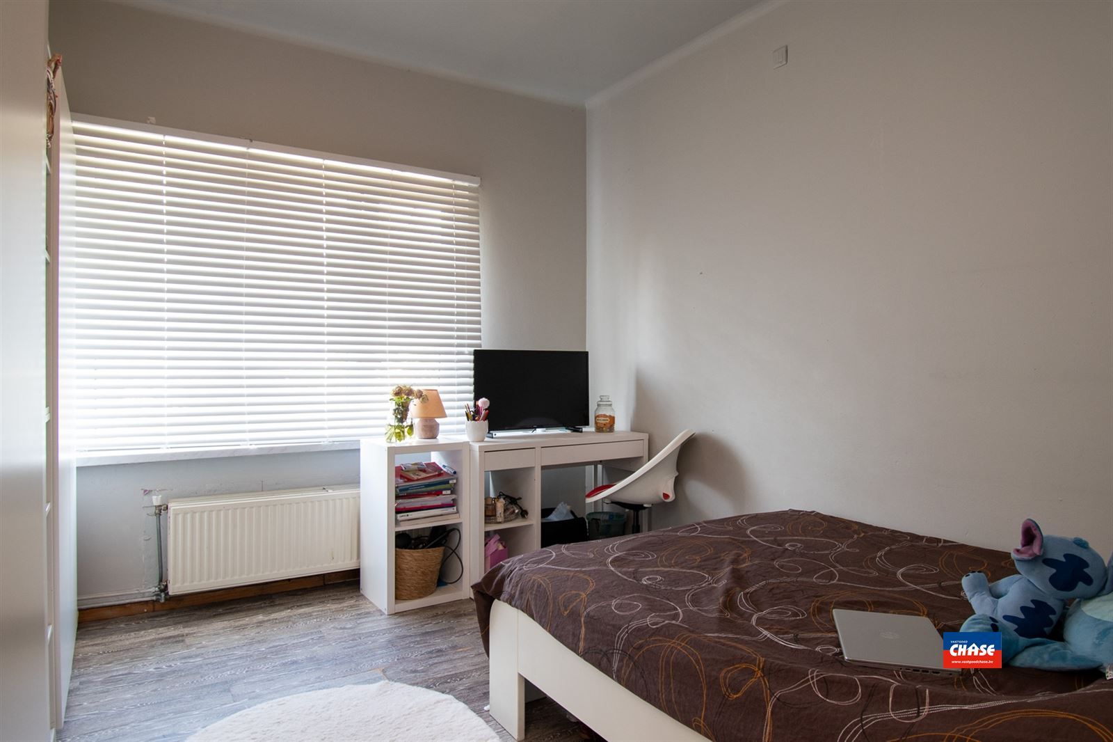 Centraal gelegen appartement met 2 slaapkamers foto 9