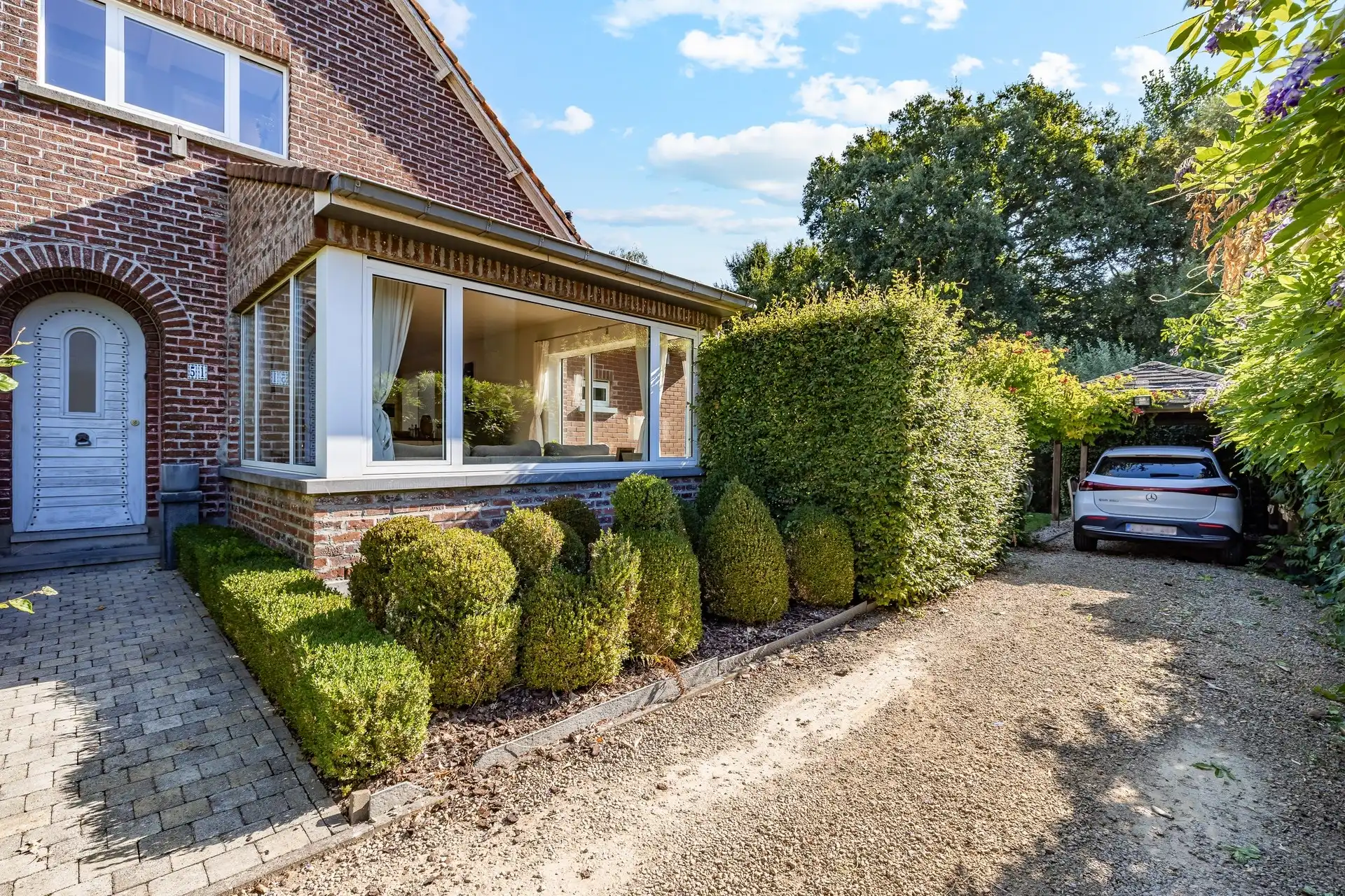 Charmante woning met zuidgerichte tuin en bosrijke omgeving in Affligem foto 2