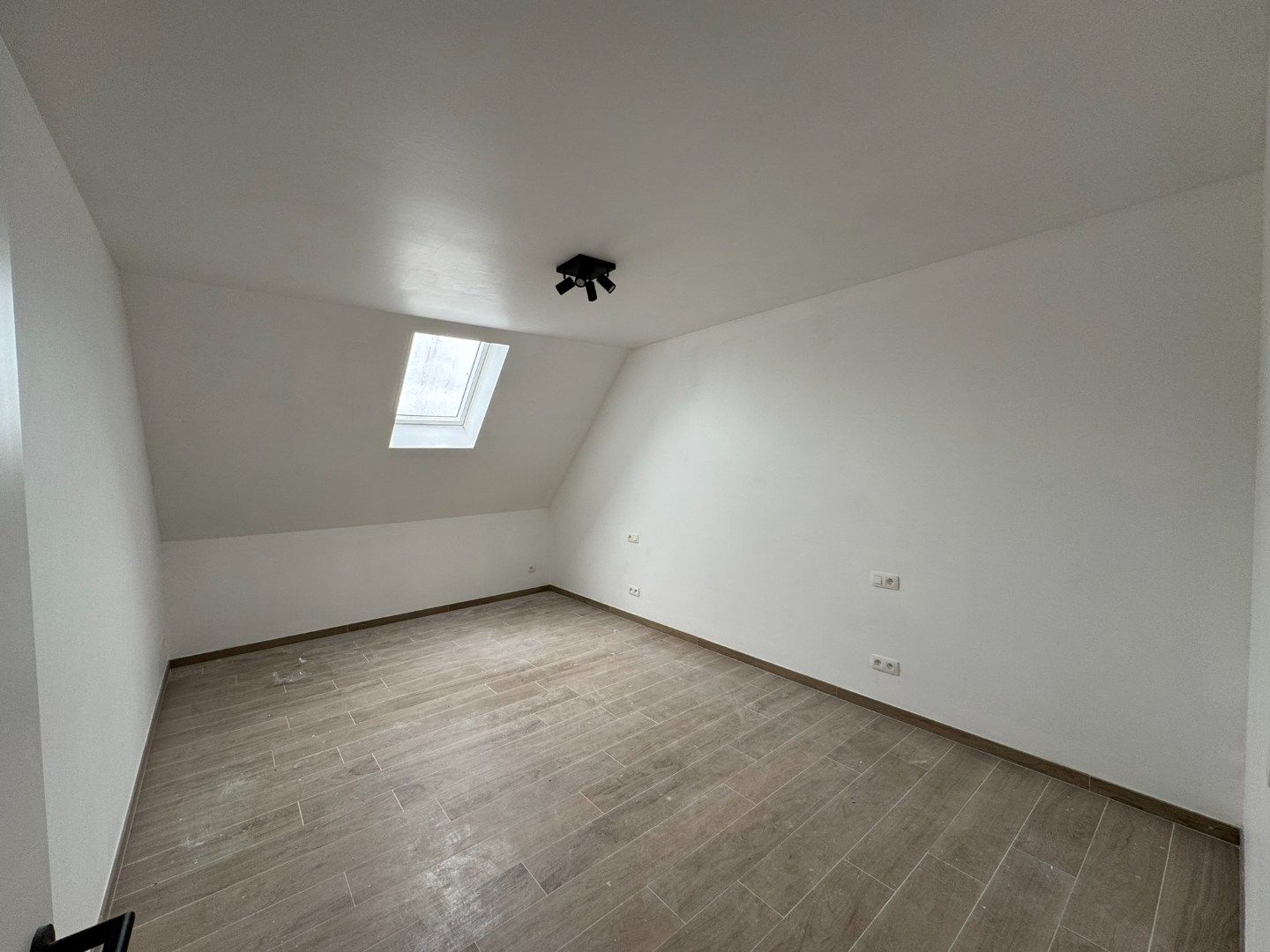 BEZOEKDAG VOLZET - Ruime nieuwbouwwoning in Kalken  foto 7