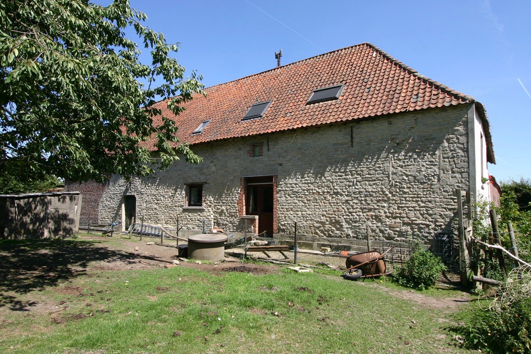 te renoveren historische hoeve foto 2