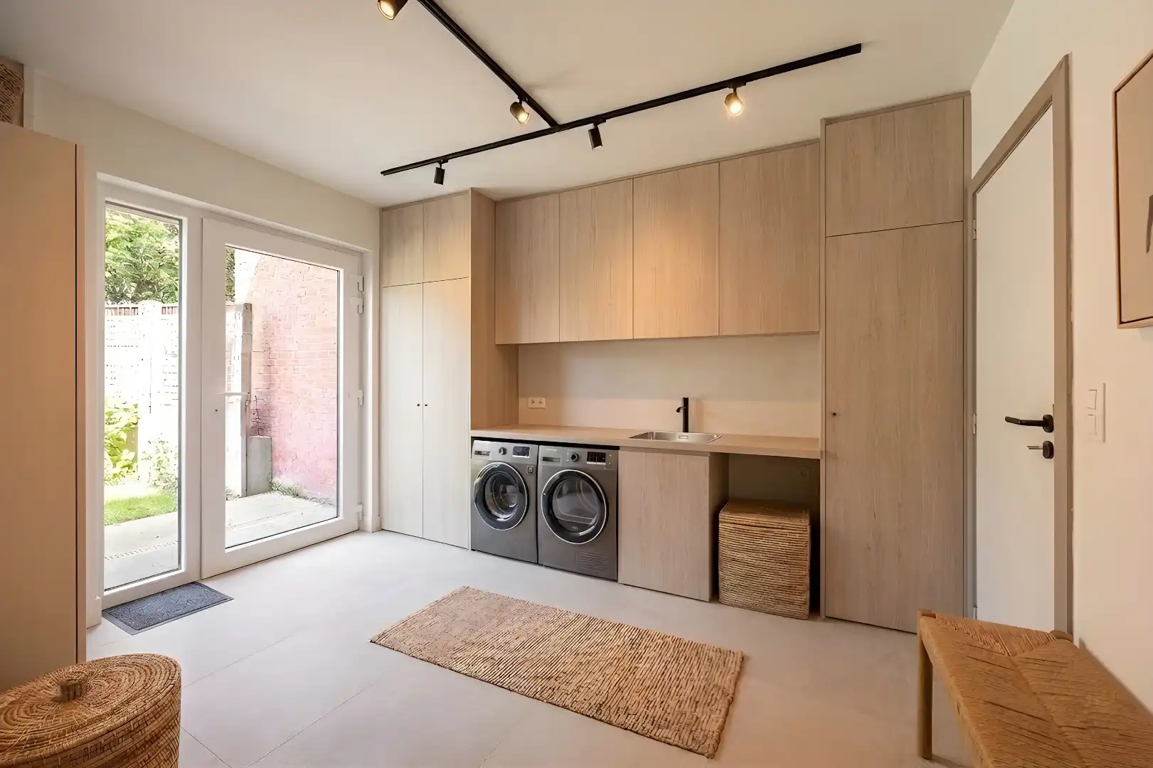 VOLLEDIG GERENOVEERDE WONING OP TOPLOCATIE IN KOOLSKAMP foto 11