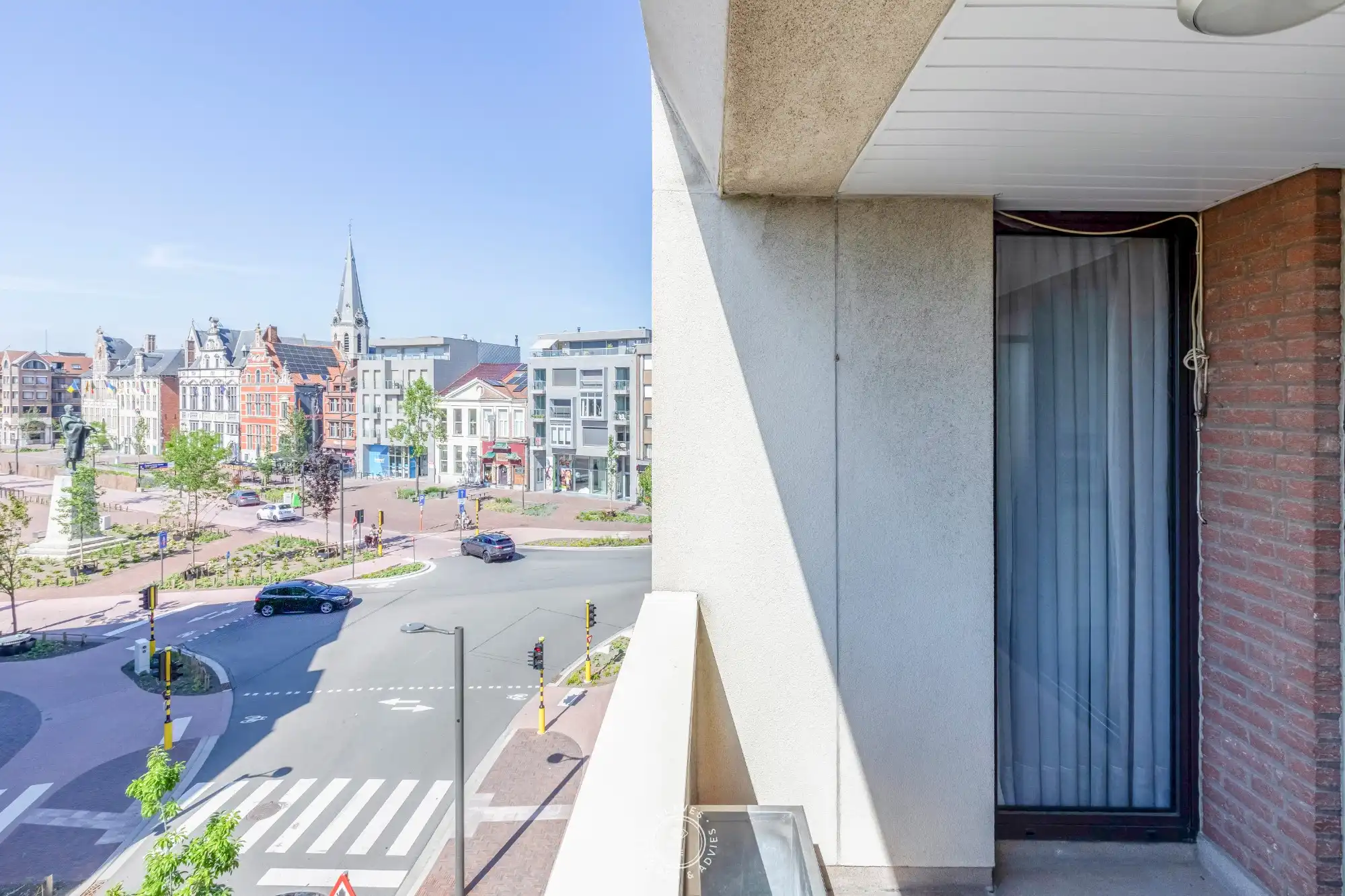 Topgelegen 3 slpk appartement met twee terrassen en zicht op de Grote Markt foto 9