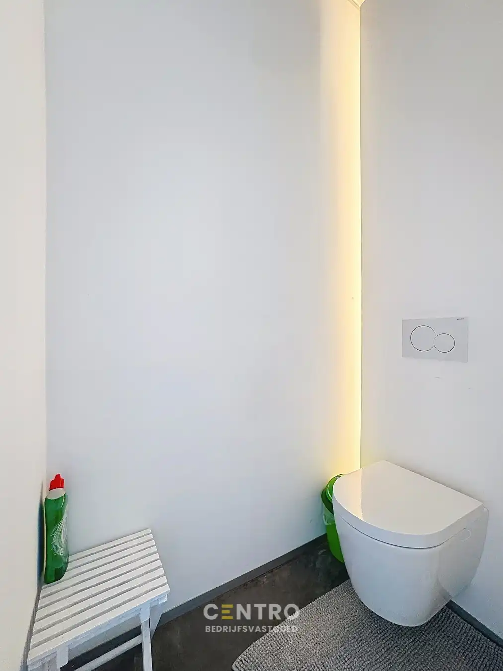 Villa met praktijruimte en opslagruimte Wingene! foto 22