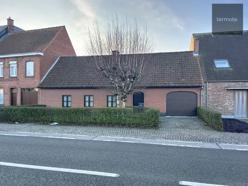 Gezinswoning foto {{pictureIndex}}