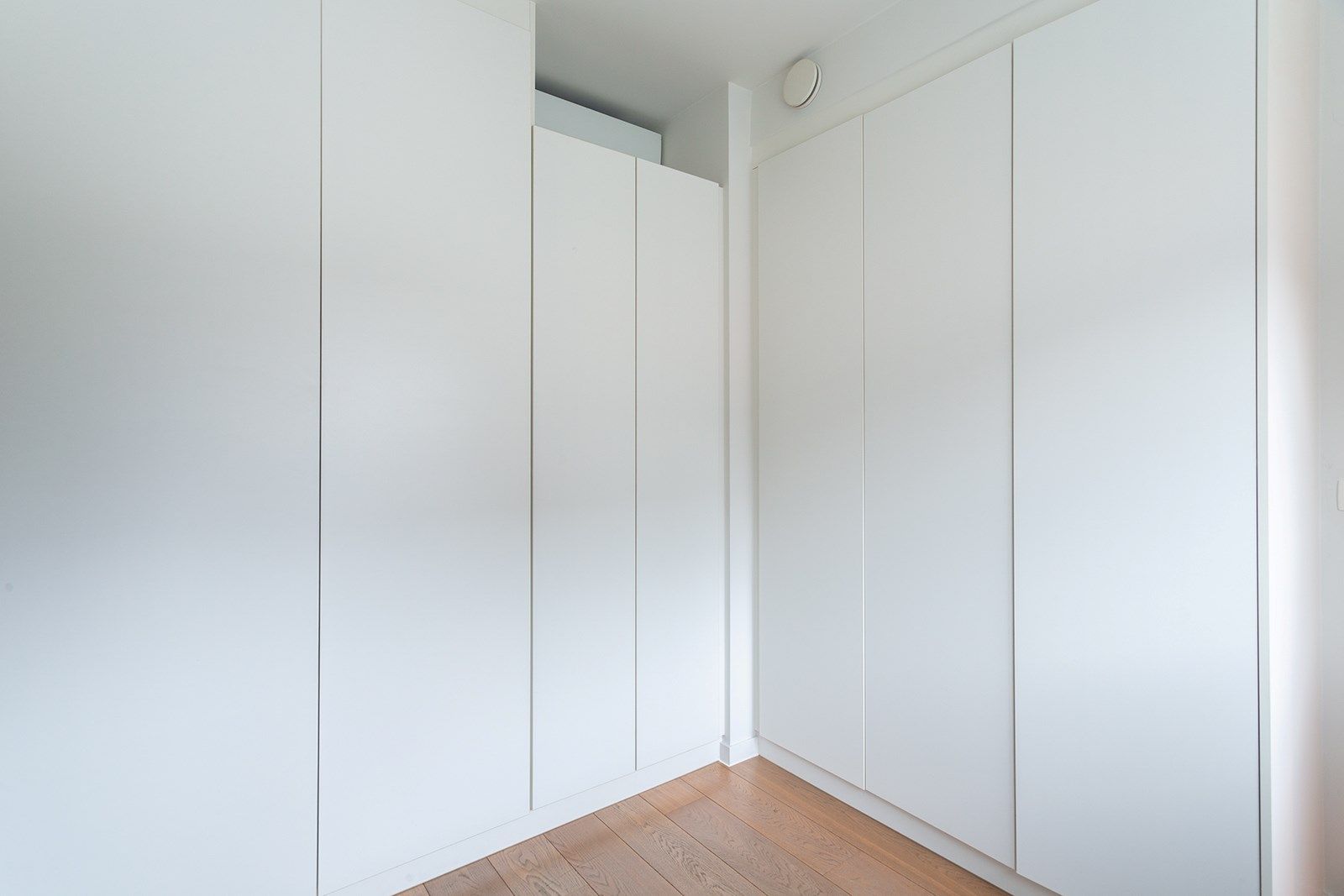Halfopen bebouwing met 2 terrassen in de Regattawijk!  foto 15