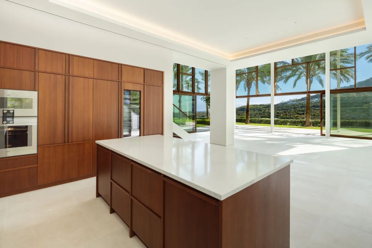 Luxe geherdefinieerd: uitzonderlijke villa in een prestigieus golf resort foto 14