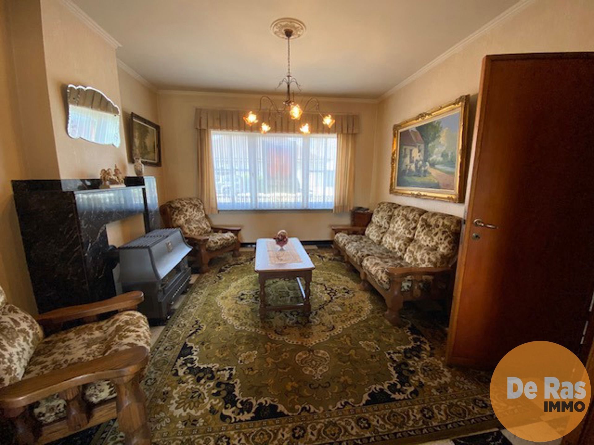 HERZELE - Renovatiewoning op wandelafstand van de markt foto 3