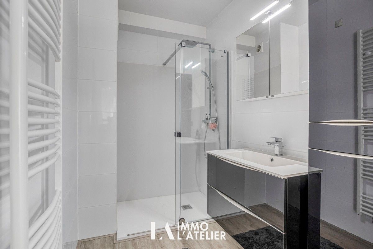 Vernieuwd 1-slaapkamerappartement met groot terras te Nieuwpoort. foto 15