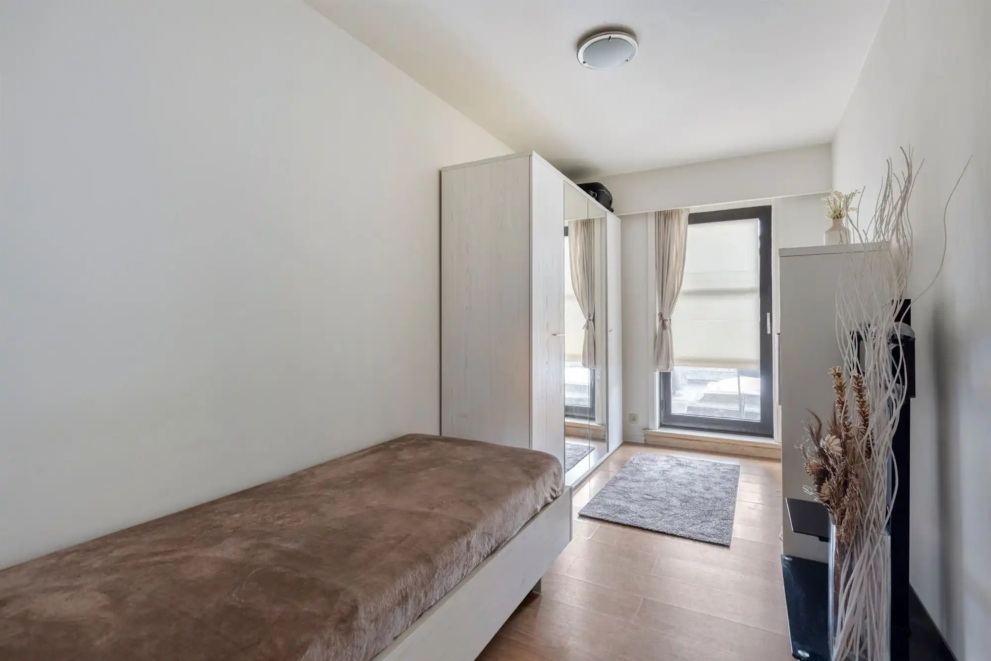 Instapklaar appartement met twee slaapkamers foto 9
