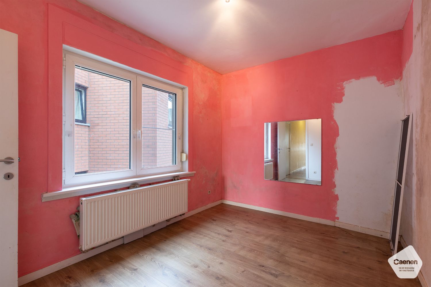 Te renoveren twee slaapkamer appartement met een uitstekende ligging foto 8