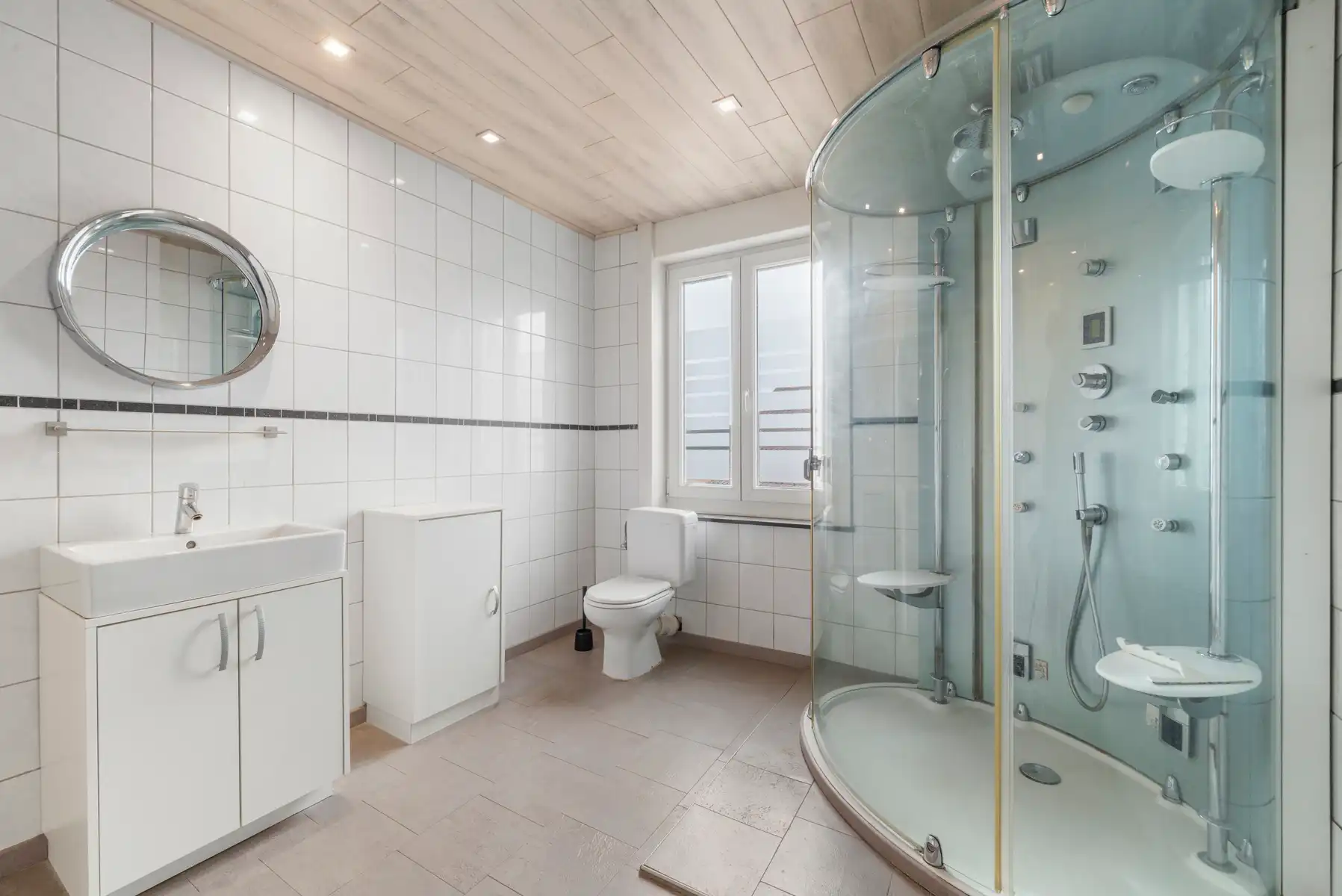 TE KOOP - halfopen bebouwing met 3 slaapkamers en EPC D foto 8