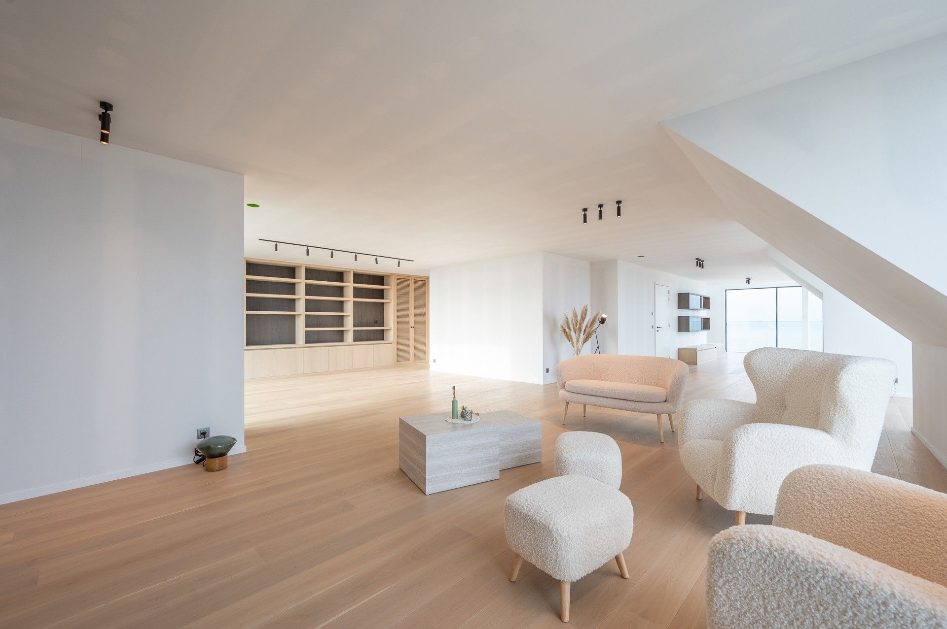 Exclusieve hoekduplex van 427 m² met frontaal zeezicht foto 12