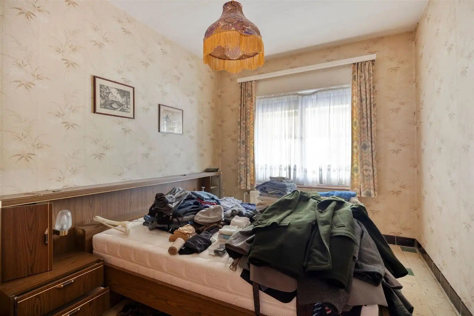 Bungalow met grote garage en tuin  foto 13