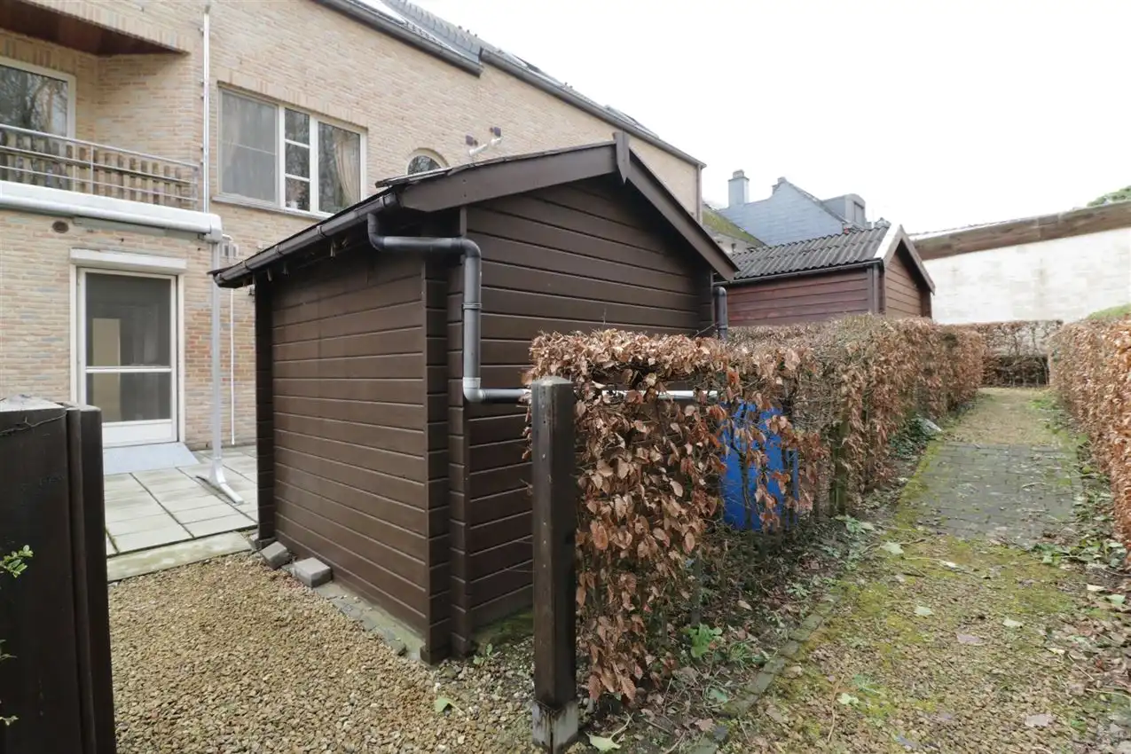 Gelijkvloers wonen met tuintje en autostaanplaats in centrum foto 5