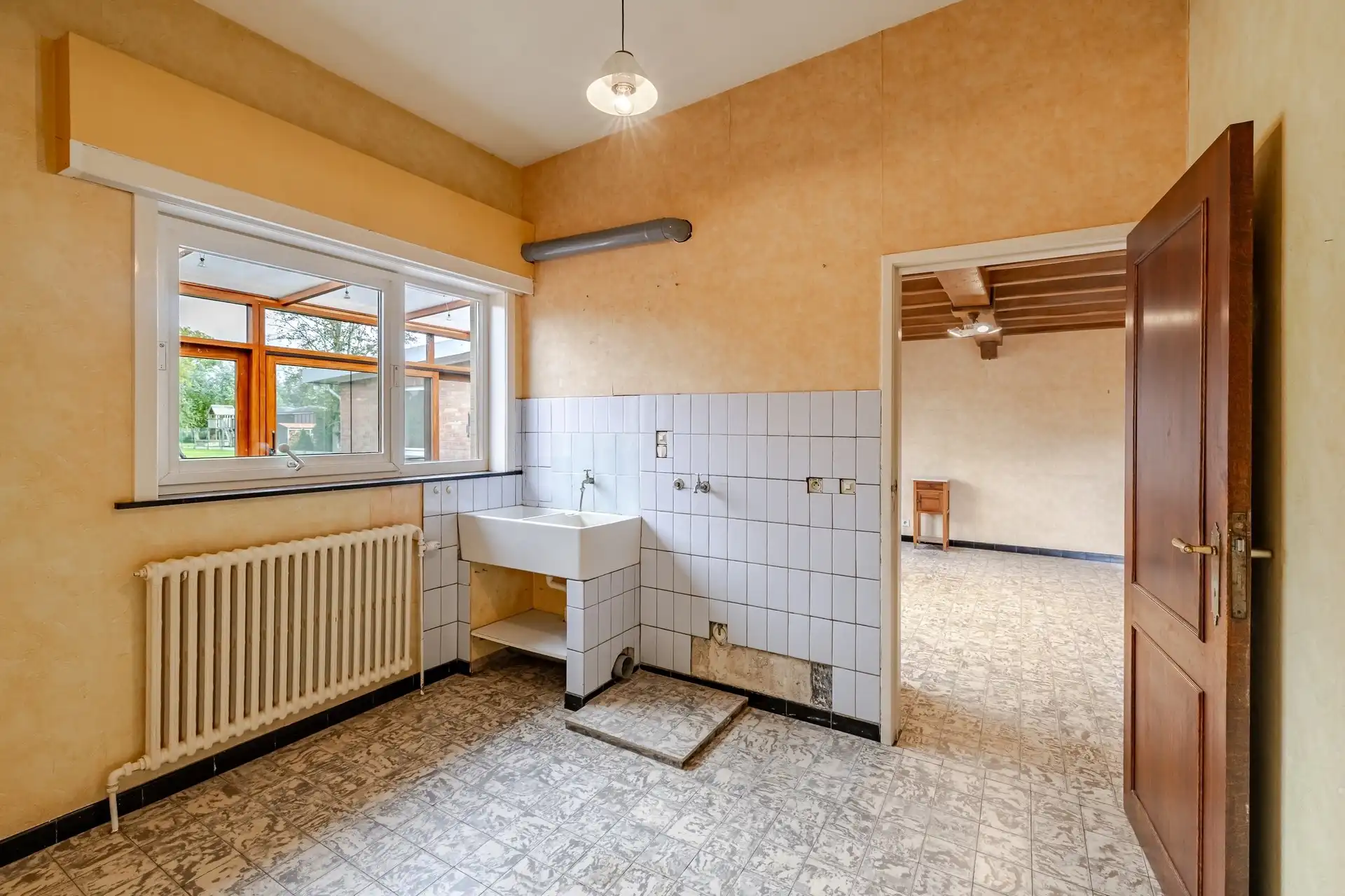 Uitstekend gelegen bungalow op uitzonderlijk perceel foto 11