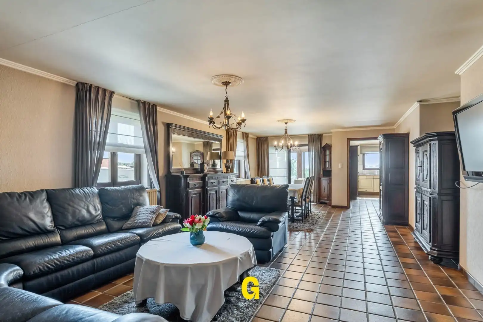 Degelijk gebouwde halfvrijstaande woning met tuin op 7a 68ca, met blijvend zicht op achterliggend groen foto 8