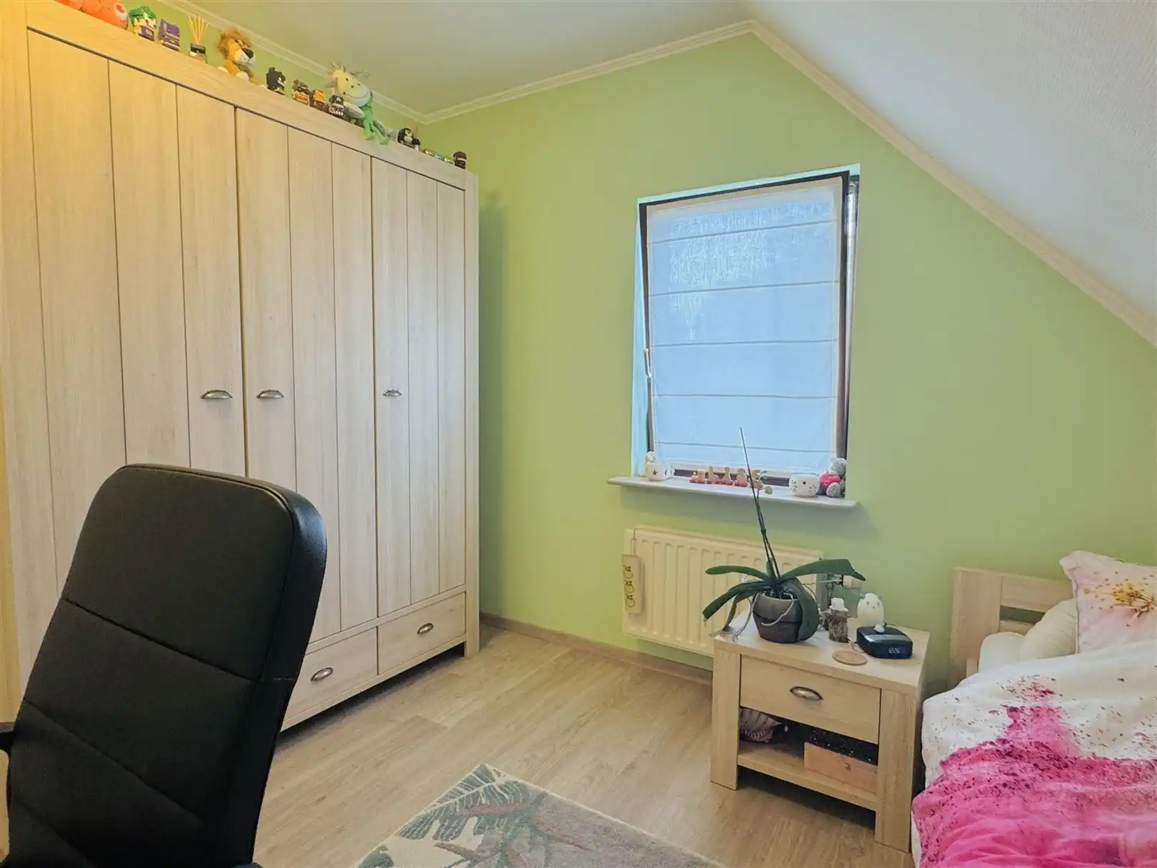 Ruime open bebouwing met grote tuin & bijgebouwen in Stekene foto 16