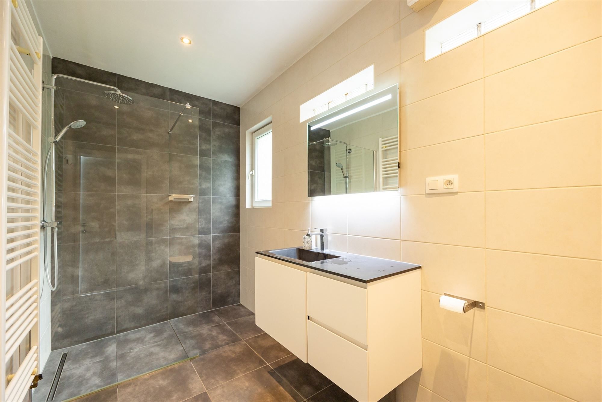 Instapklare woning in groene omgeving te Bonheiden foto 10