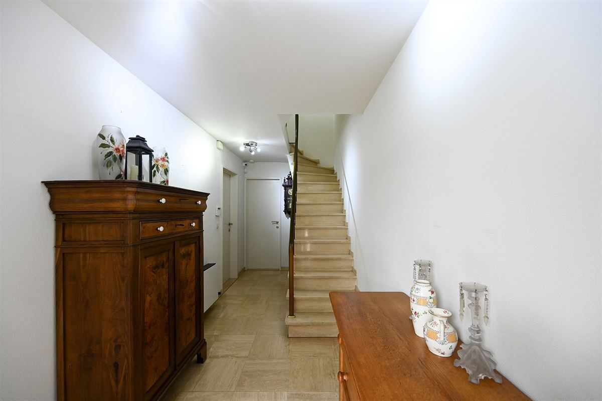 Goed onderhouden woning op toplocatie foto 12