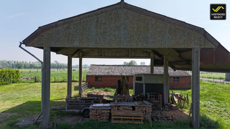 Vastgoed Select: Authentieke hoeve op 15.601 m² te koop in Damme - unieke ligging aan Damme Golf foto 2