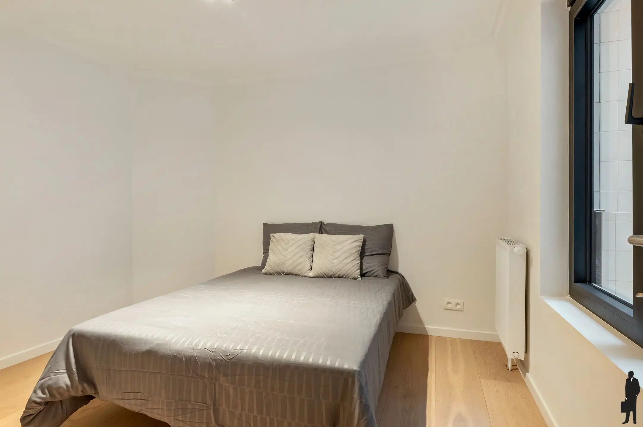 Gerenoveerde duplex met terras foto 13