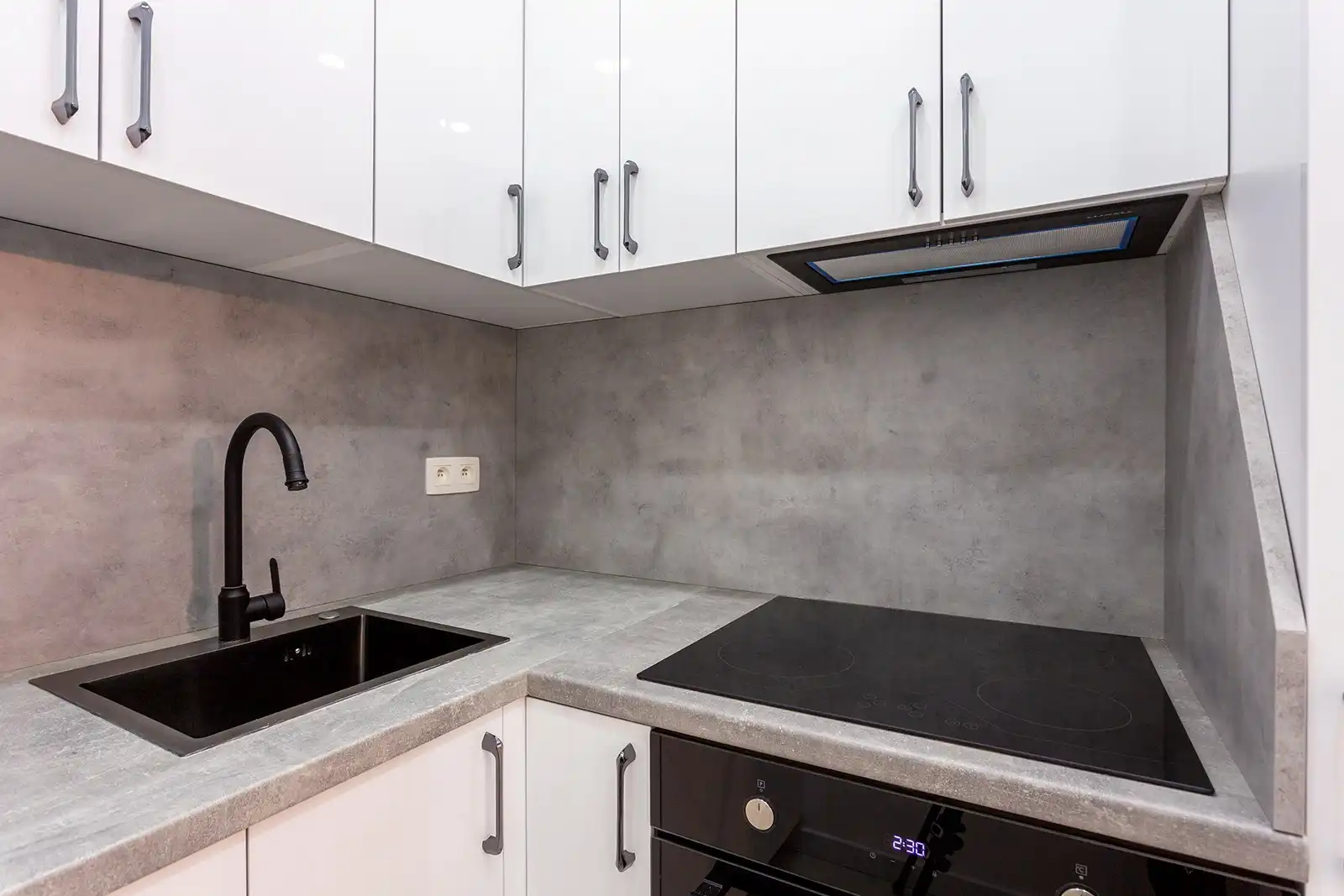 Recent gerenoveerd app. met 2 slpks en 2 terrassen foto 13