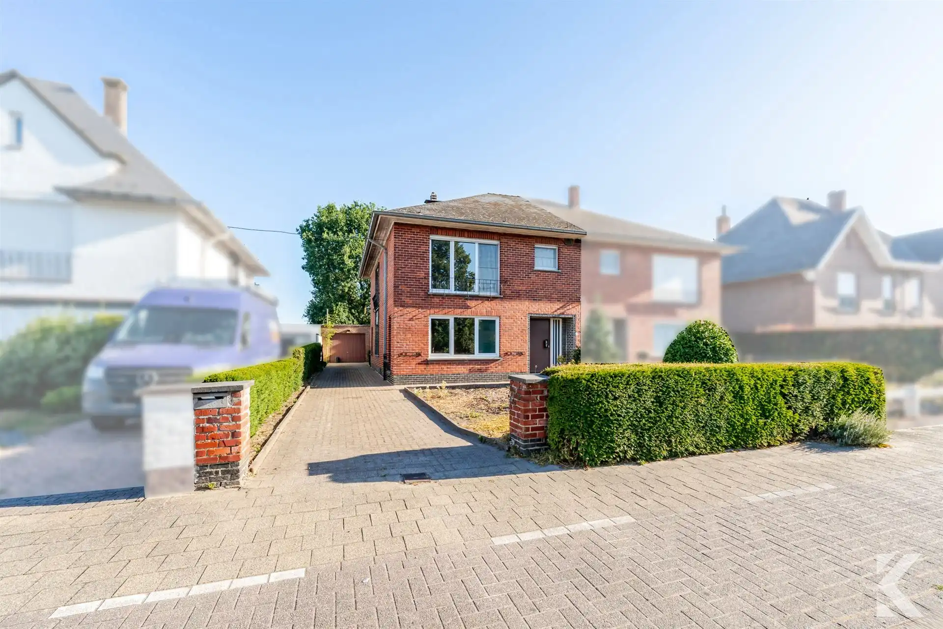 Ruime gezinswoning op 553 m² met garage en open zicht foto 26