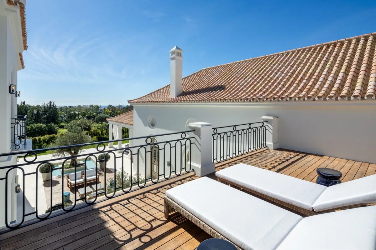 Franse Provence ontmoet moderne luxe: adembenemende villa te koop in het hart van Marbella's Golf Valley foto 6