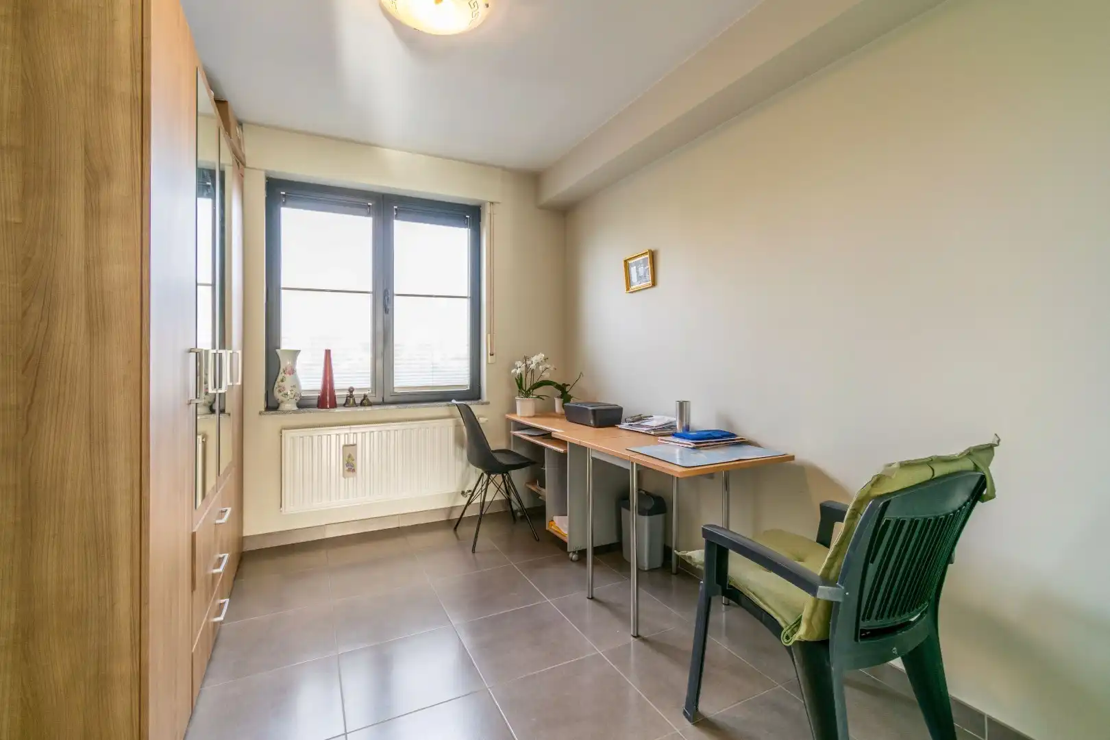 APPARTEMENT MET 2 SLAAPKAMERS + BUREEL + TUIN! foto 14