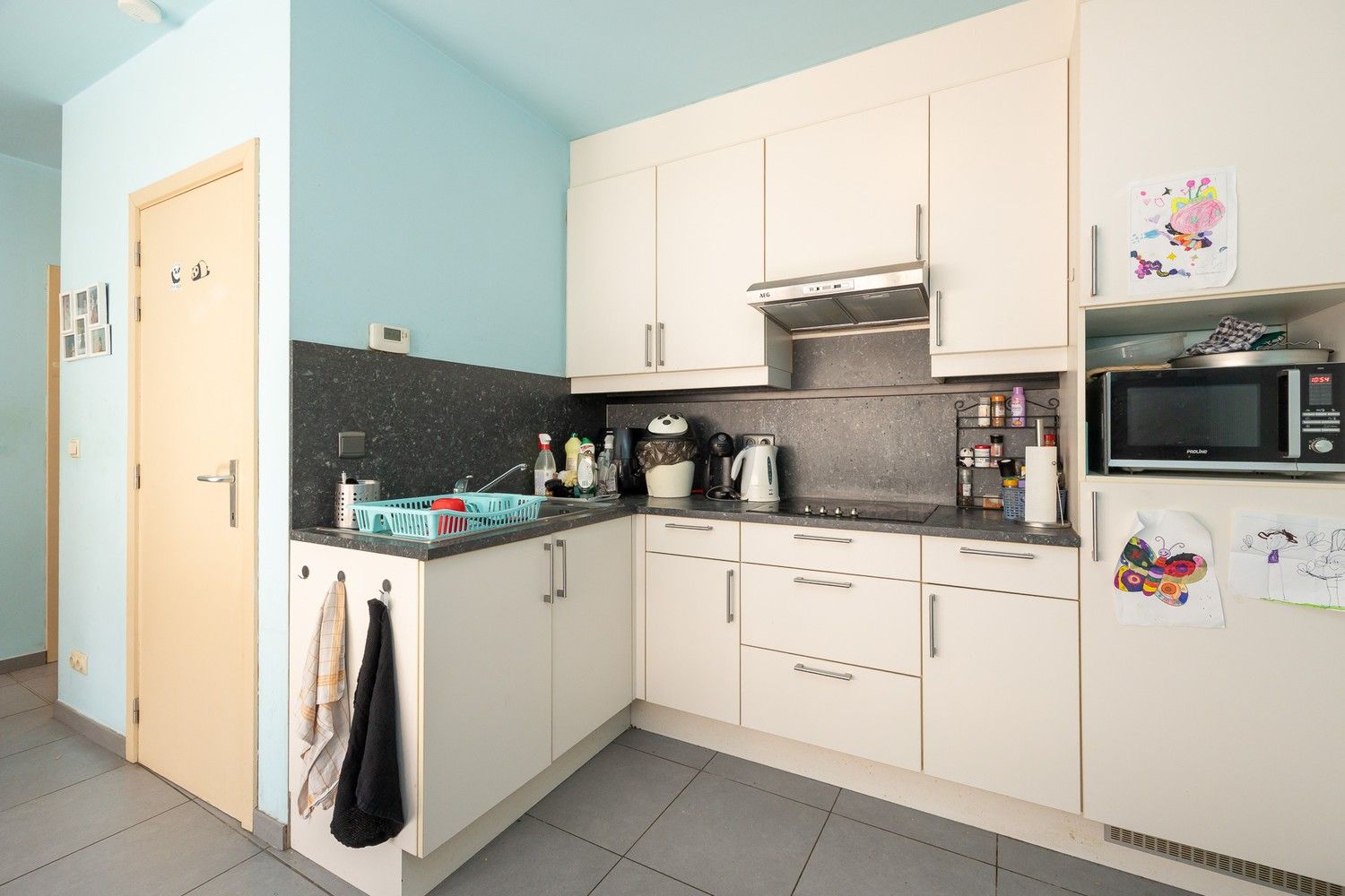 Gelijkvloers appartement– met koertje en praktische indeling foto 2