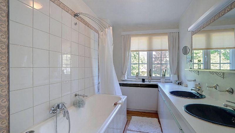 Stijlvolle villa van 300m² met 4 slaapkamers op 12a70ca foto 18
