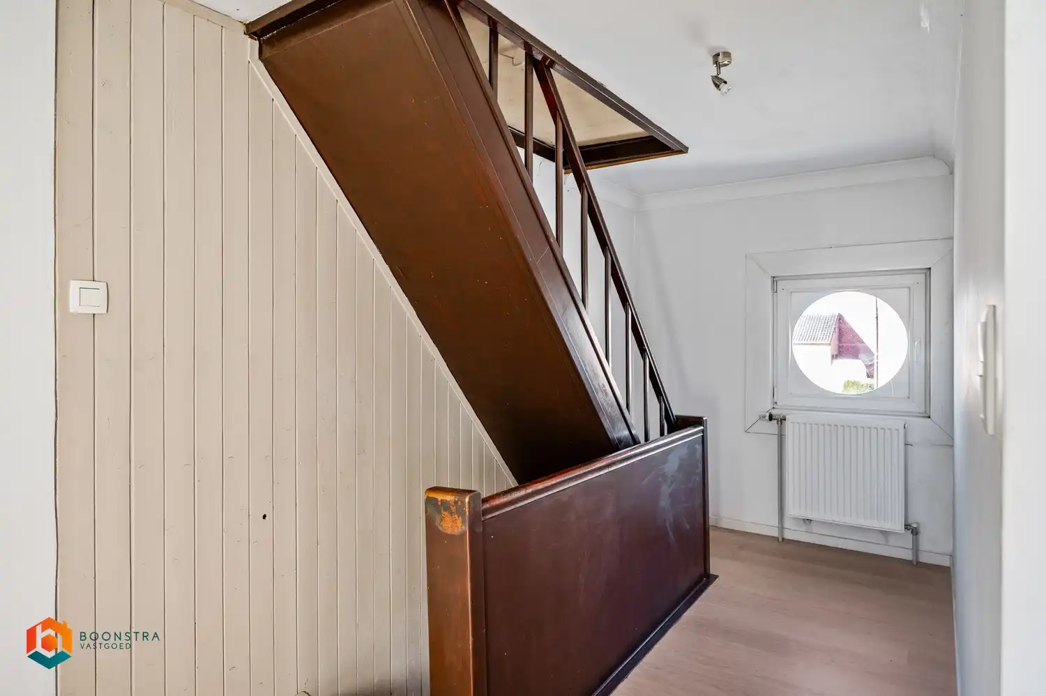 Licht op te frissen woning met 3 slpkrs in centrum Grootlo foto 12