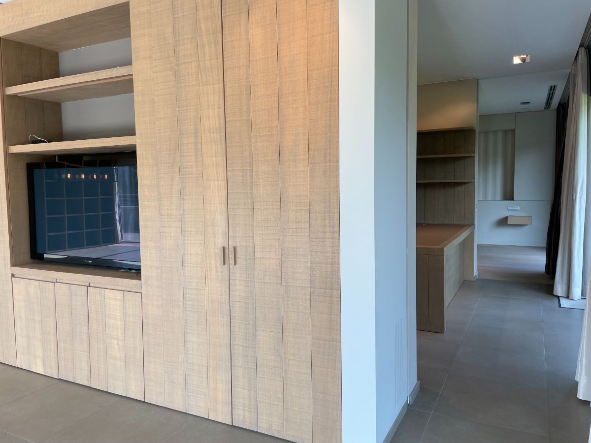 LUXE APPARTEMENT + zeer riant zongericht terras, dubbele garage & (wijn)kelder foto 24