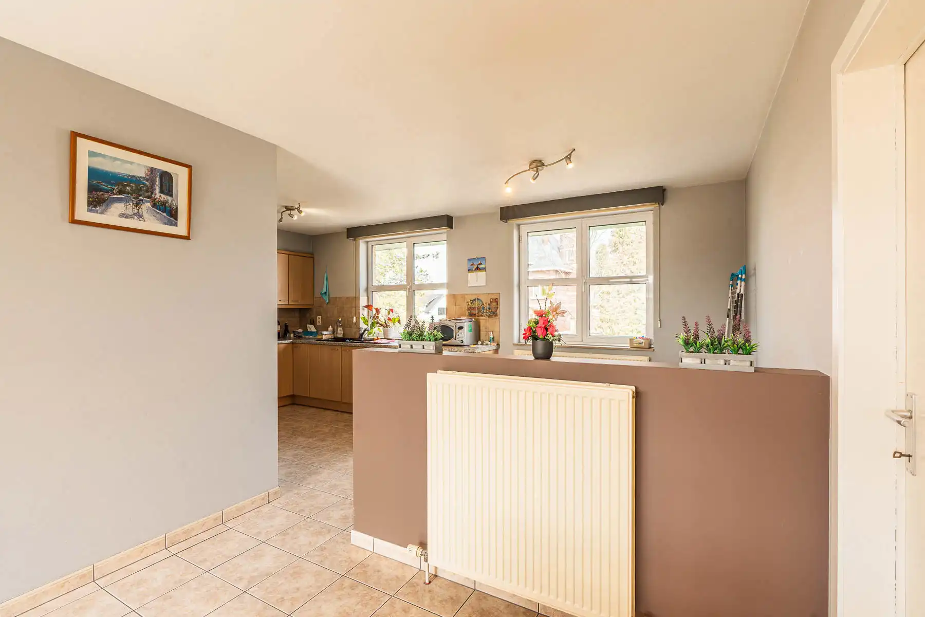 Ontzettend ruim en lichtrijk duplex-appartement incl garagebox foto 7