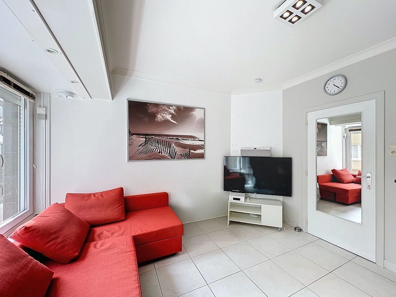 Charmant éénslaapkamer appartement, gelegen in de toeristische zone te Heist. foto 4