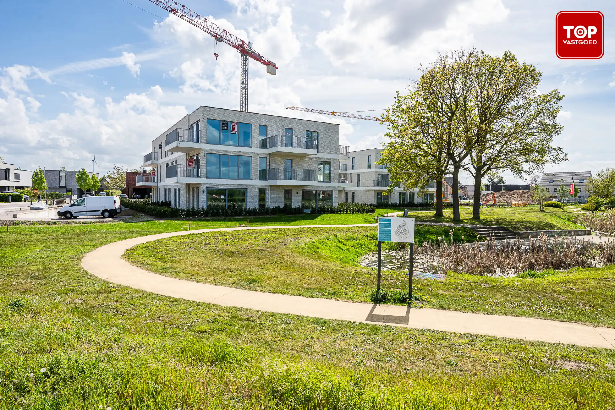Nieuwbouwappartement met ruim terras foto 11
