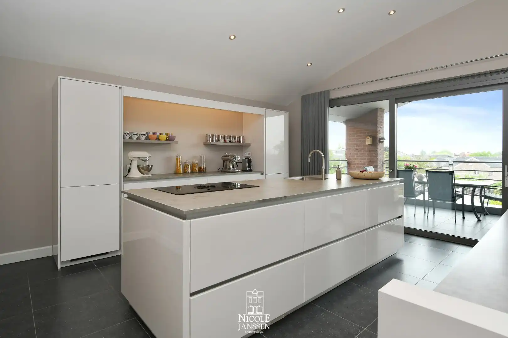 Schitterend luchtig appartement foto 11