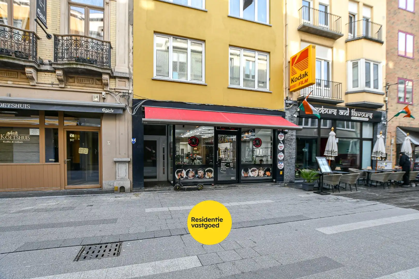 Handelspand met topligging in Centrum Blankenberge foto {{pictureIndex}}