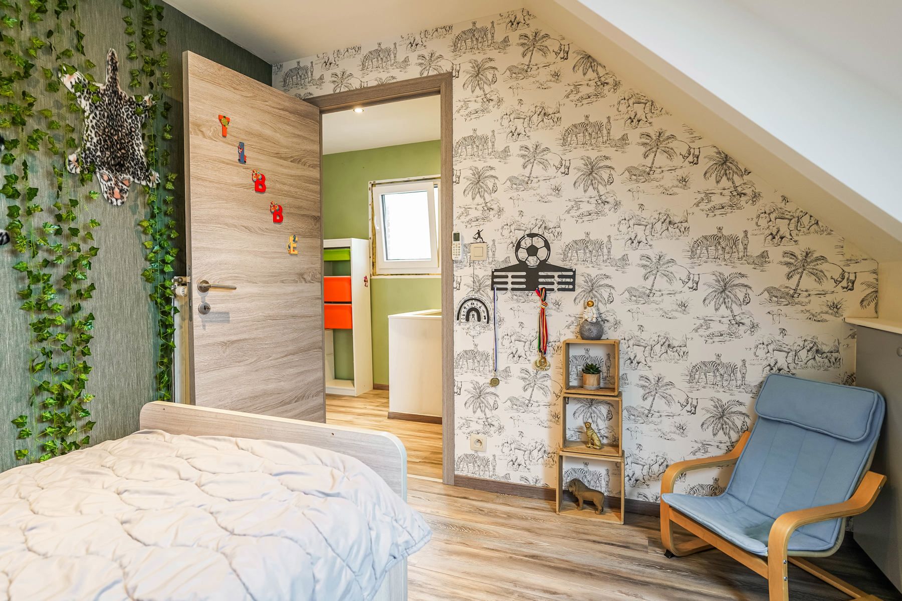 Perfect instapklare, volledig gerenoveerde woning met alle comfort te Kapelle-op-den-Bos foto 23