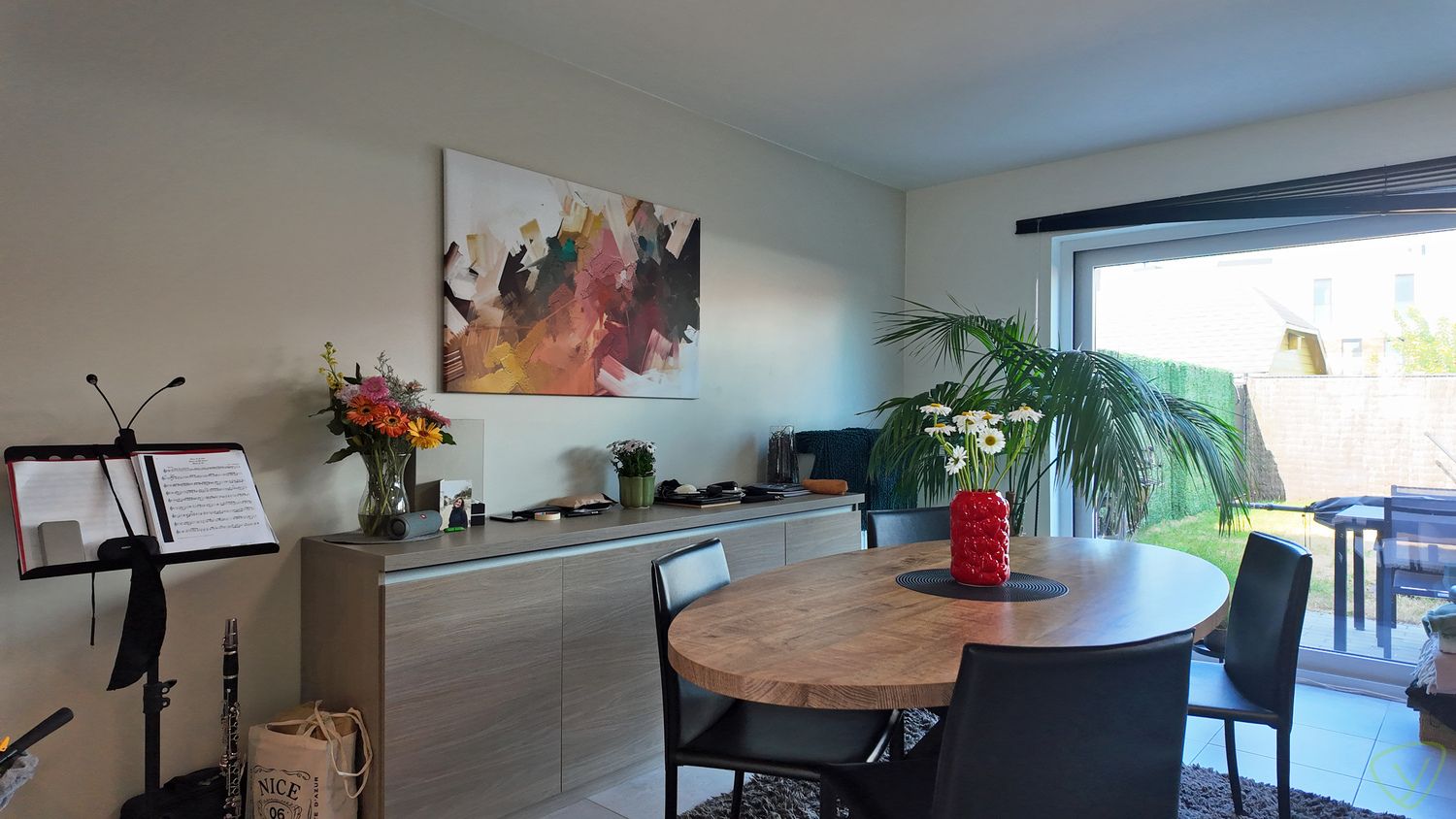 Modern wooncomfort in een rustige, residentiële omgeving te Eeklo! foto 5