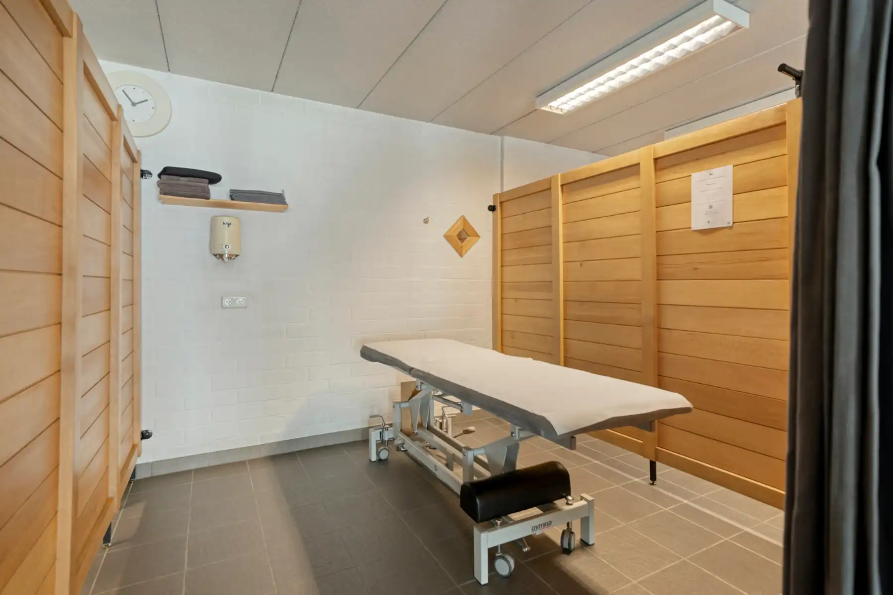Unieke woning met multifunctionele ruimtes te Moerbeke foto 26