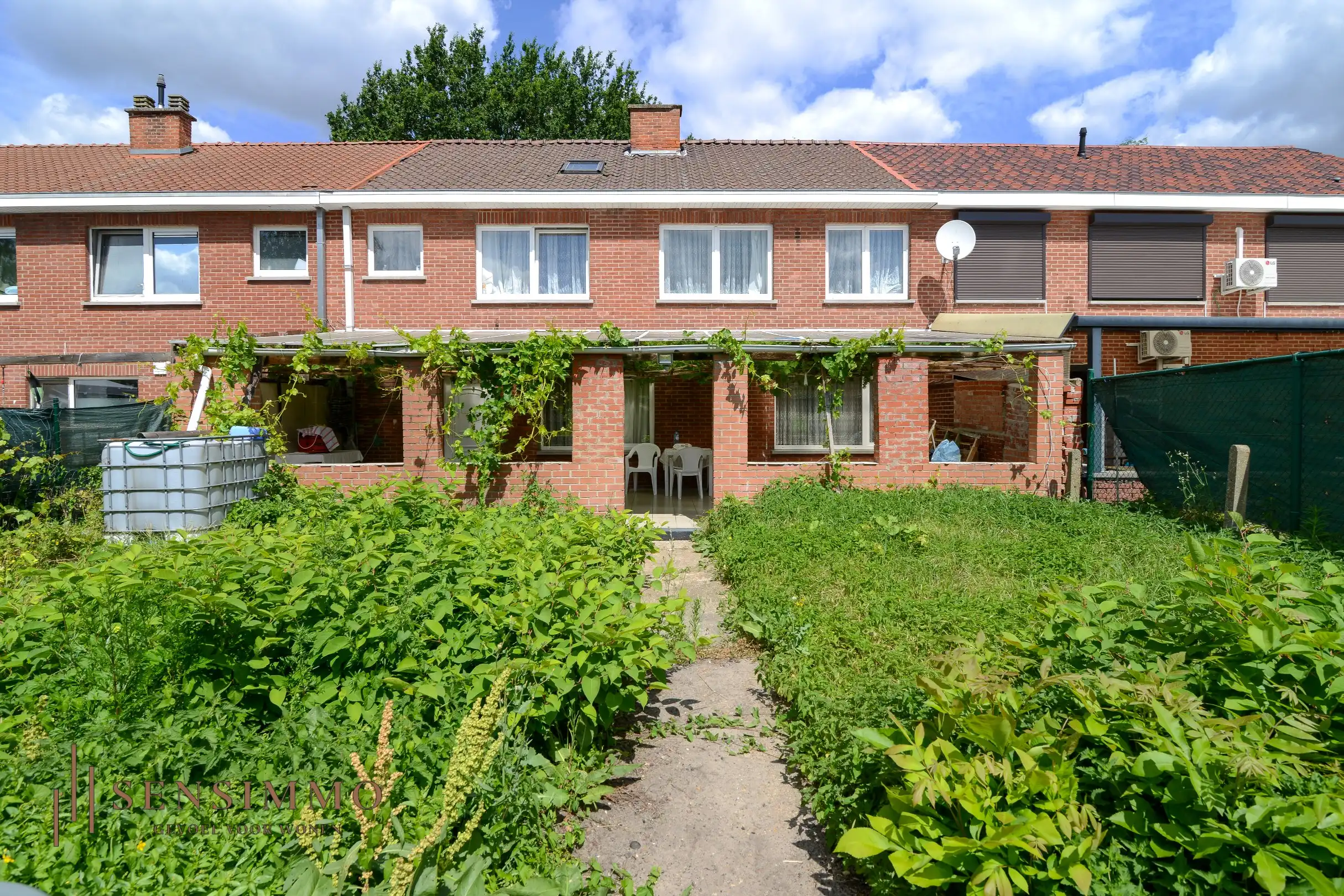 Ruime gezinswoning met 6slp op gunstige ligging foto 5