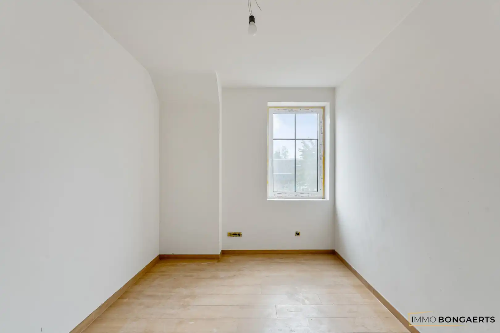 Nieuwbouwwoning met 4 slaapkamers foto 10