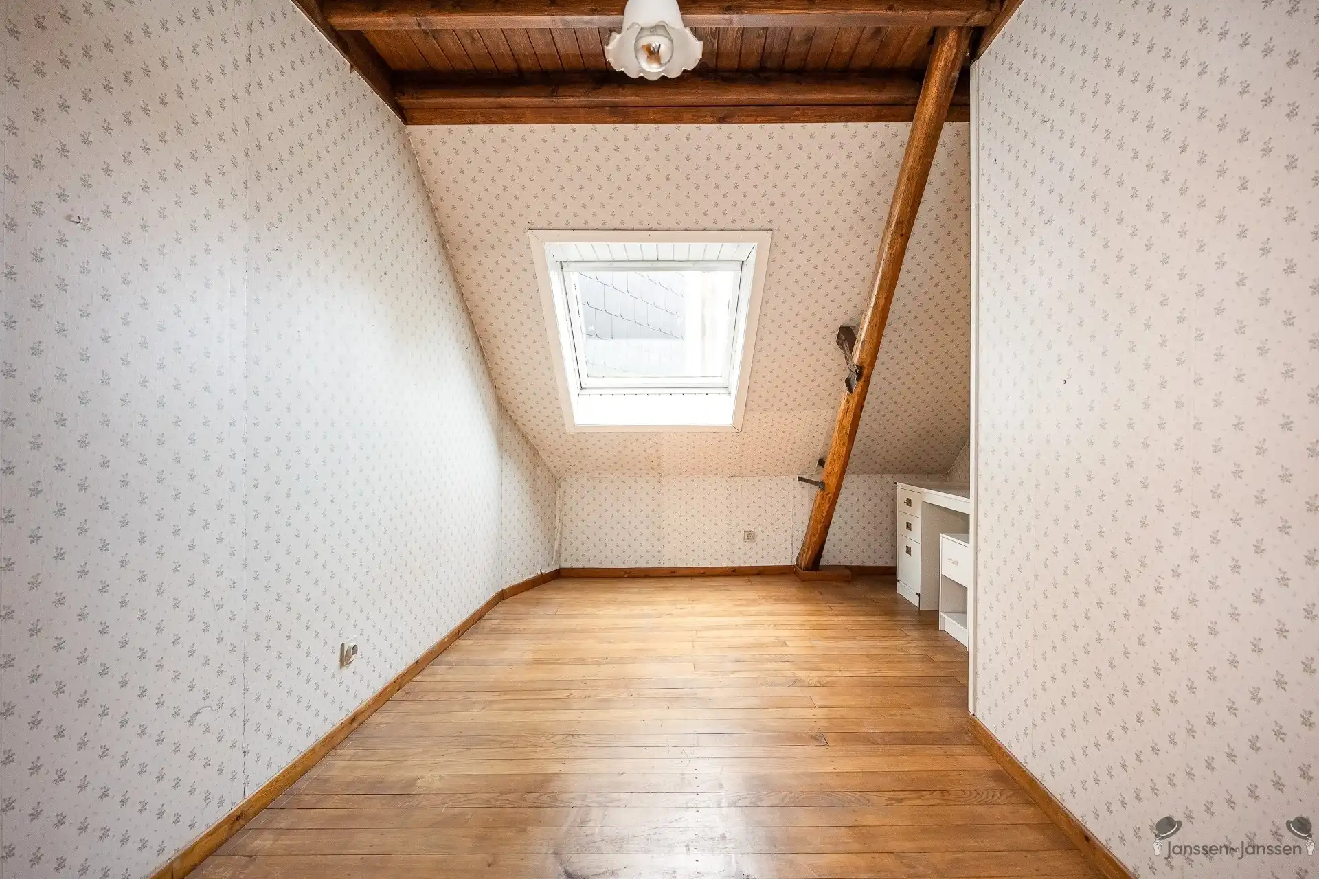 Authentieke woning met karakter in het hart van Sint-Lenaarts foto 34