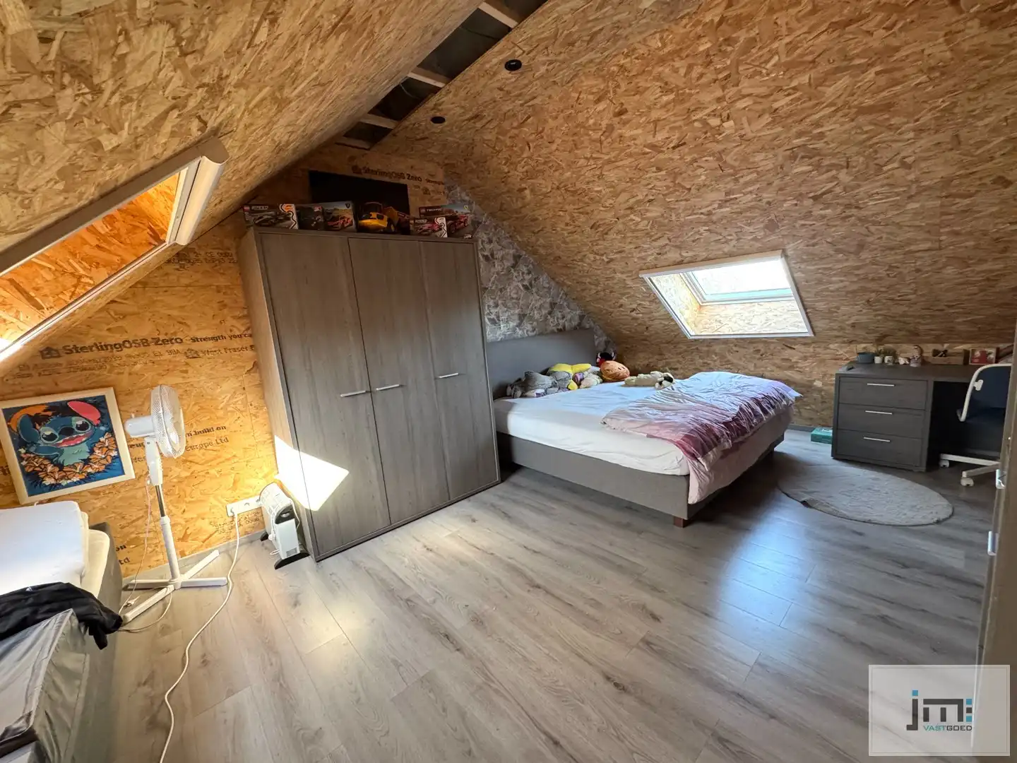 Ruime gezinswoning met tal van mogelijkheden op een perceel van 2.140 m² in het landelijke Horpmaal foto 11